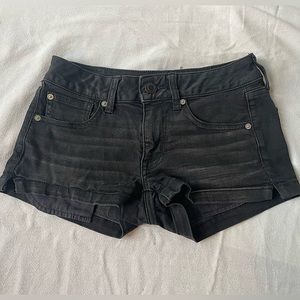 AMERICAN EAGLE BLACK SHORTS